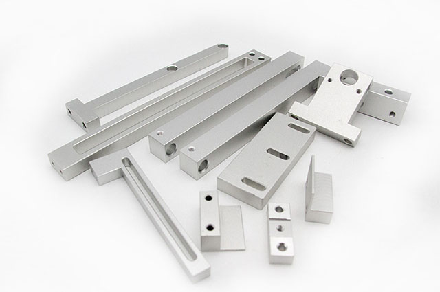 機械加工 機械加工