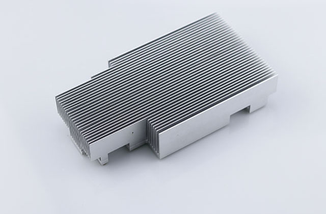 精密零件加工與機(jī)械零件加工的區(qū)別 精密零件加工與機(jī)械零件加工的區(qū)別